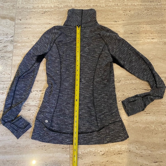 Lululemon Define shawl-collar half-zip running jacket - Picture 3 of 7